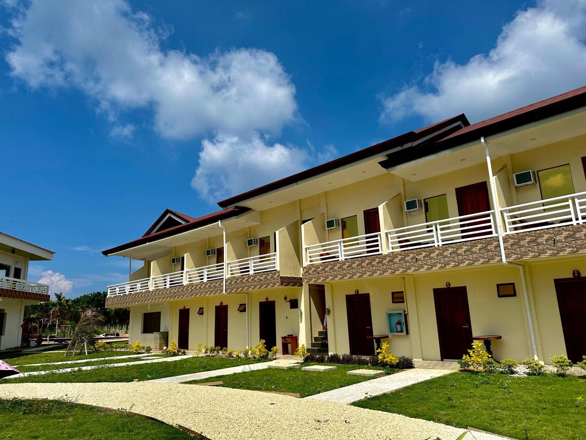On Board Lifestyle Panglao Resort Exterior photo